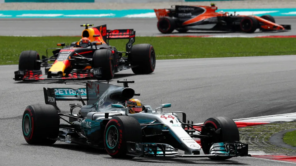 Lewis Hamilton v barvách stáje Mercedes