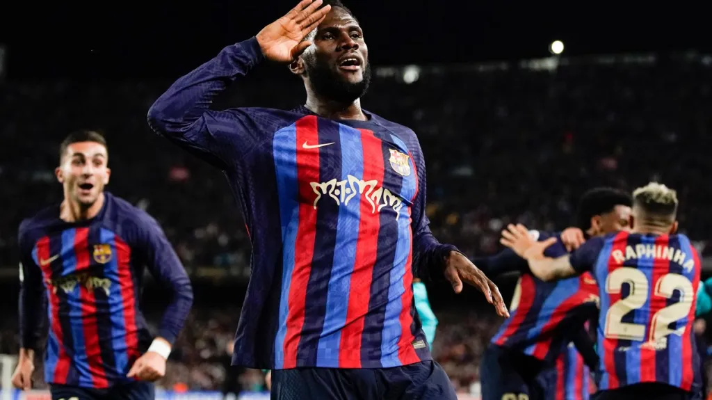 Franck Kessie slaví gól v síti Realu