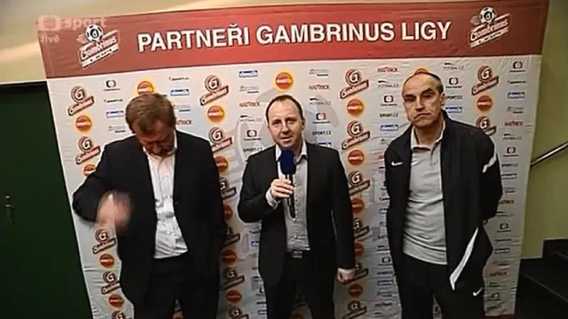 Pozápasové reakce koučů Pavla Vrby a Václava Kotala