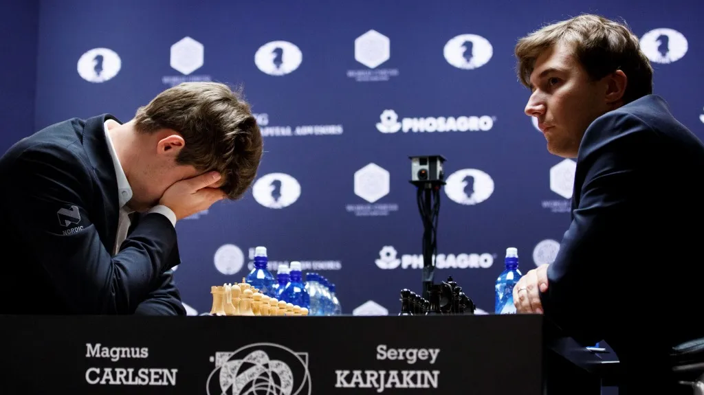 Magnus Carlsen a Sergej Karjakin