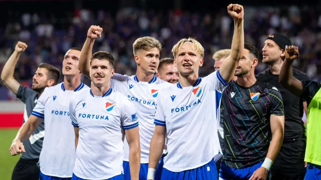 Hráči Baníku slaví postup přes Austrii