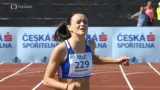 Běh žen na 200 m s účastí Zuzany Hejnové