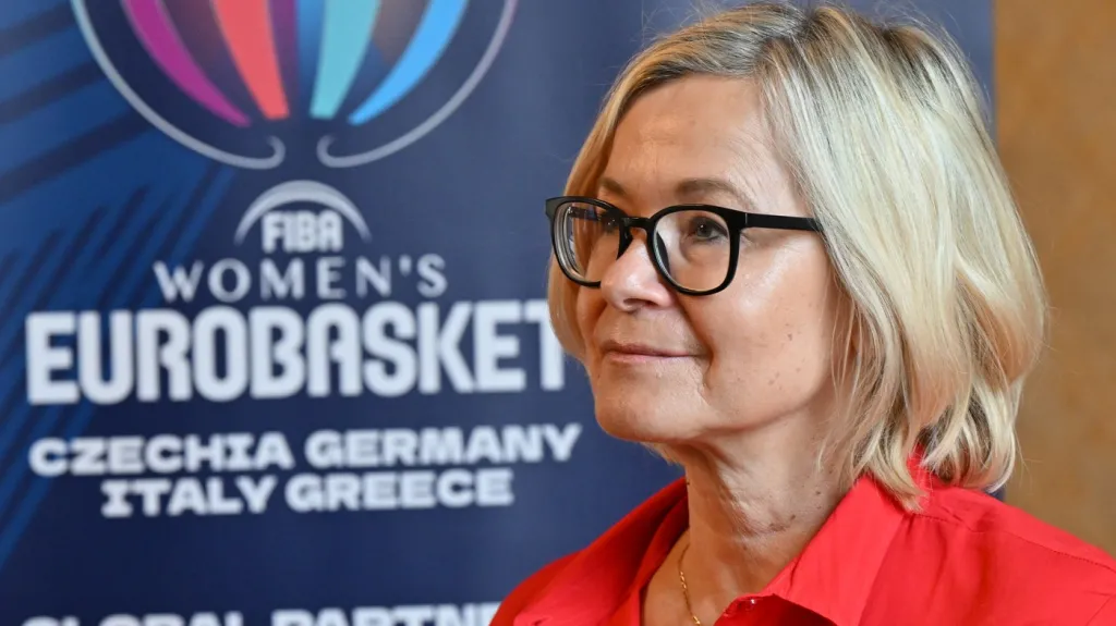 Trenérka basketbalistek Romana Ptáčková