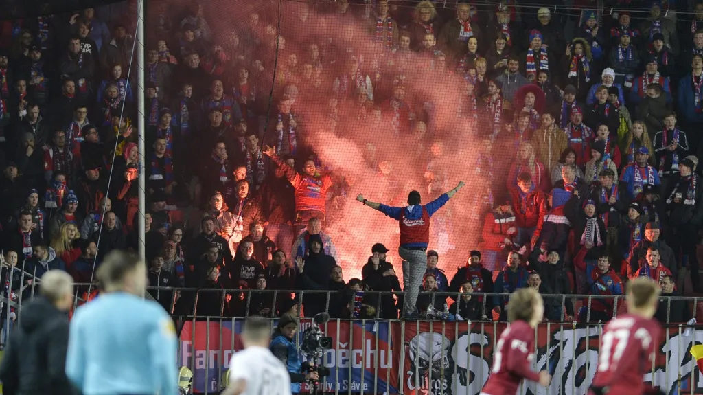 Fanoušci Viktorie Plzeň na Letné