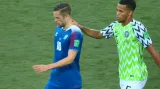 Moment v utkání Nigérie - Island: Neproměněná penalta Sigurdssona