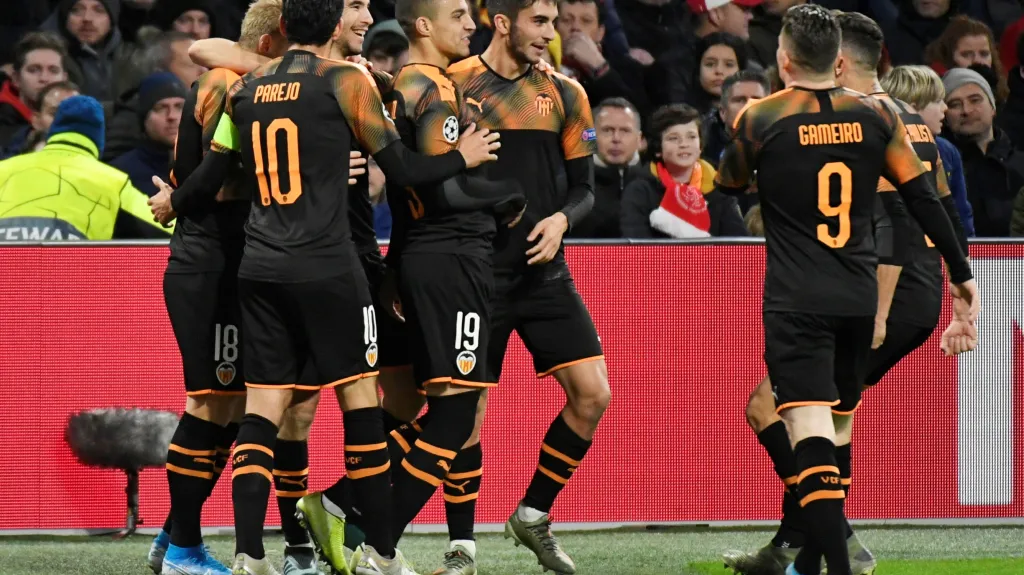 Slavící fotbalisté Valencie