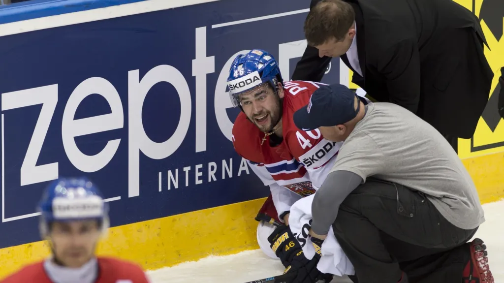 Zraněný Roman Polák