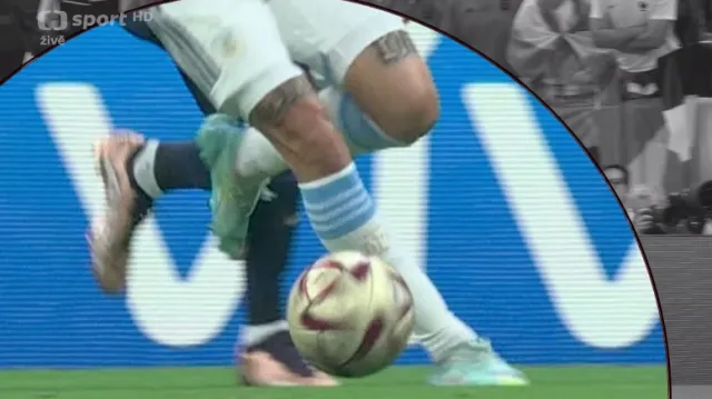 Rozbor penaltového zákroku na Di Maríu