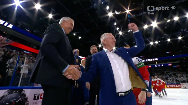 Finští fanoušci aplaudovali Jalonenovi po zisku bronzu