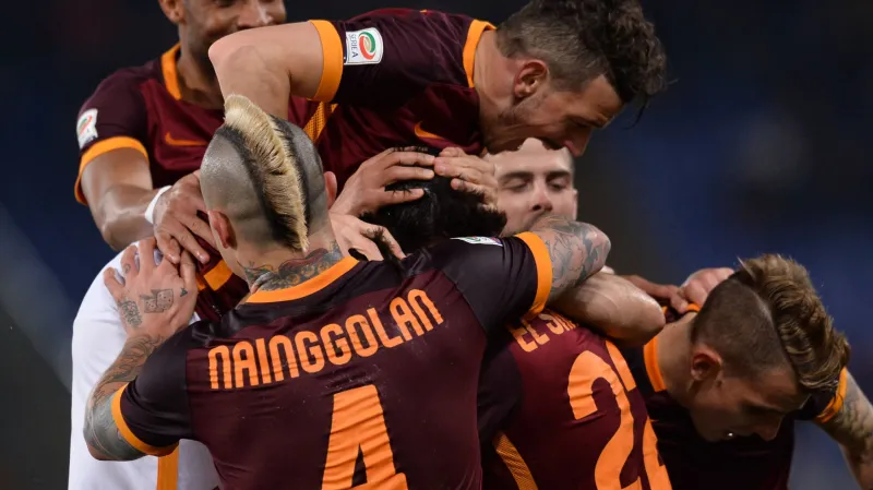 Slavící fotbalisté AS Řím