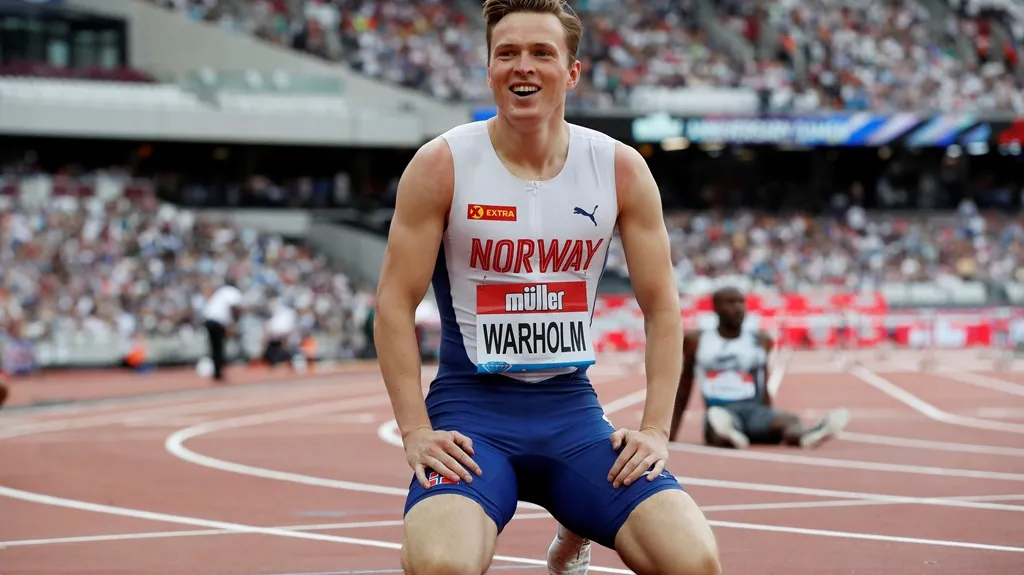 Překážkář Karsten Warholm po vítězství na Diamantové lize v Londýně