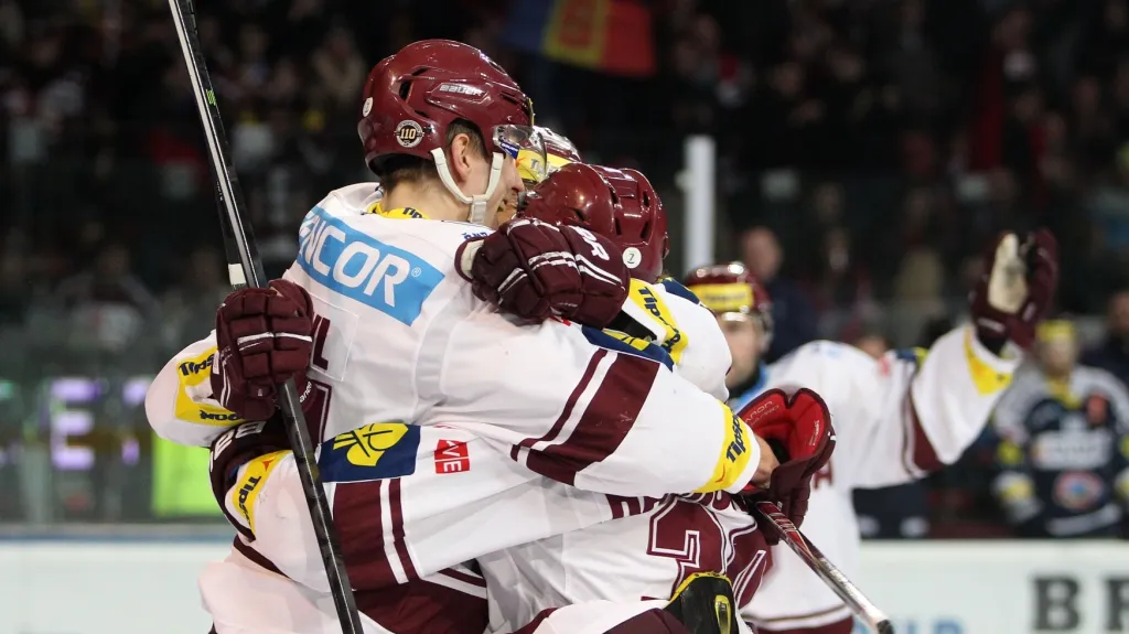 Radující se sparťané