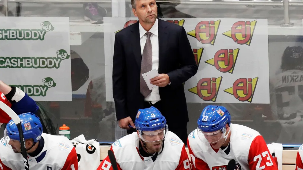 Josef Jandač na střídačce českého týmu