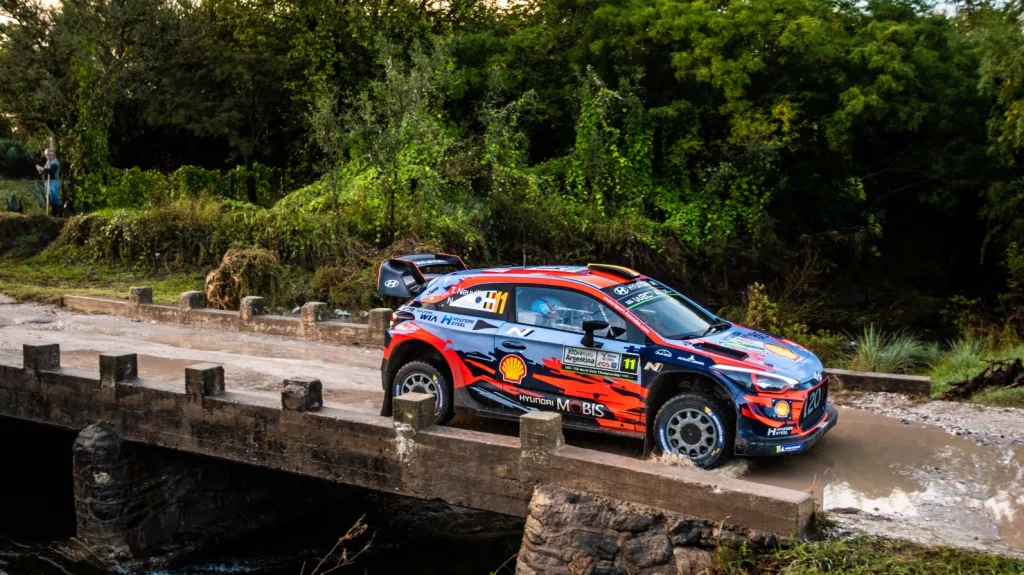 Belgičan Thierry Neuville