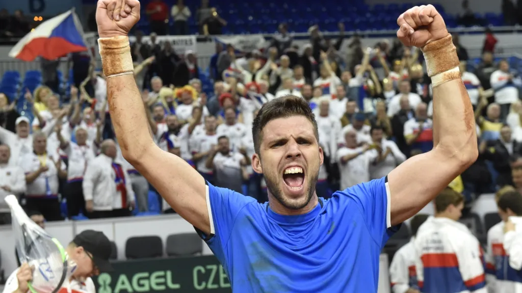 Slavící Jiří Veselý