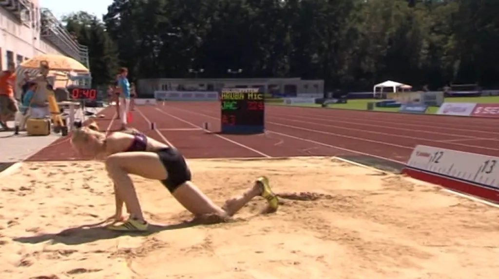 Hrubá si v Hodoníně vyzkoušela trojskok