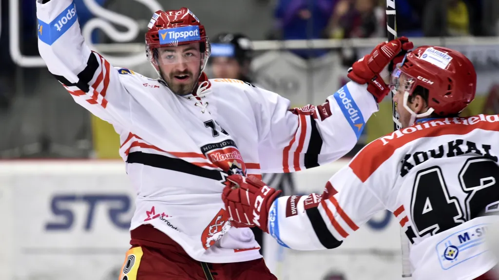 Matěj Chalupa s Petrem Koukalem