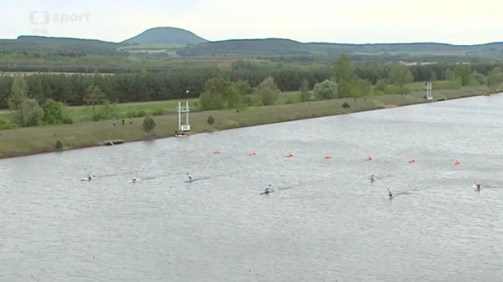 V Račicích začal SP v rychlostní kanoistice