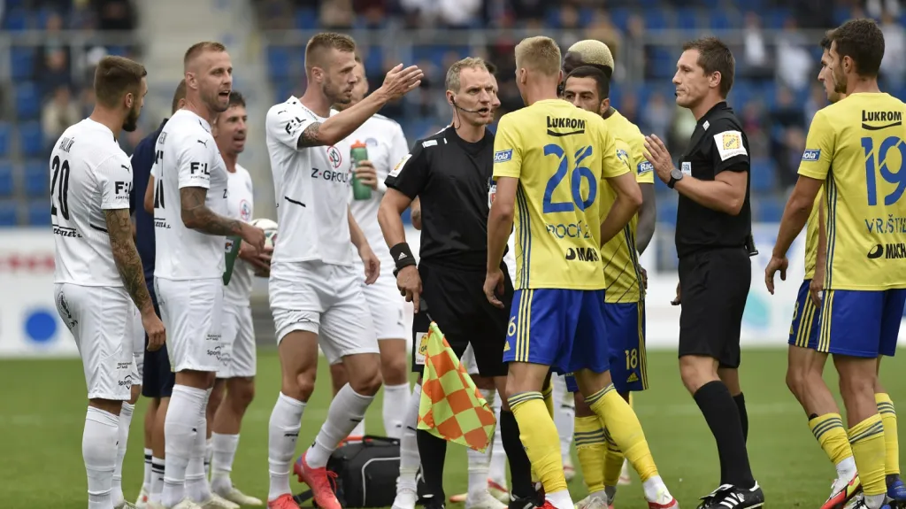 Utkání Slovácko -Zlín