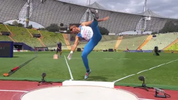 Výkon Jiřího Sýkory v kouli