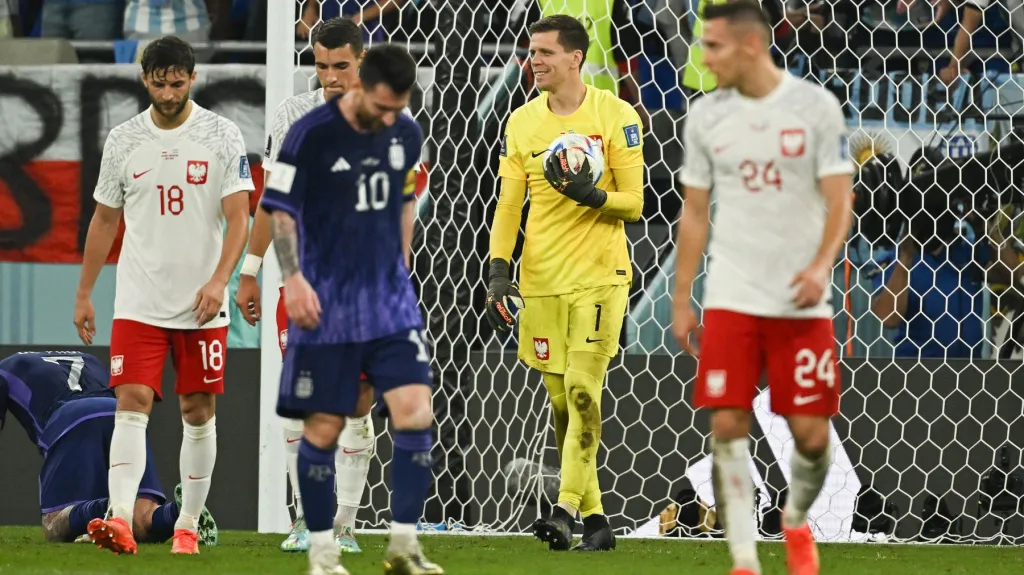 Šťastný Szczesny, smutný Messi