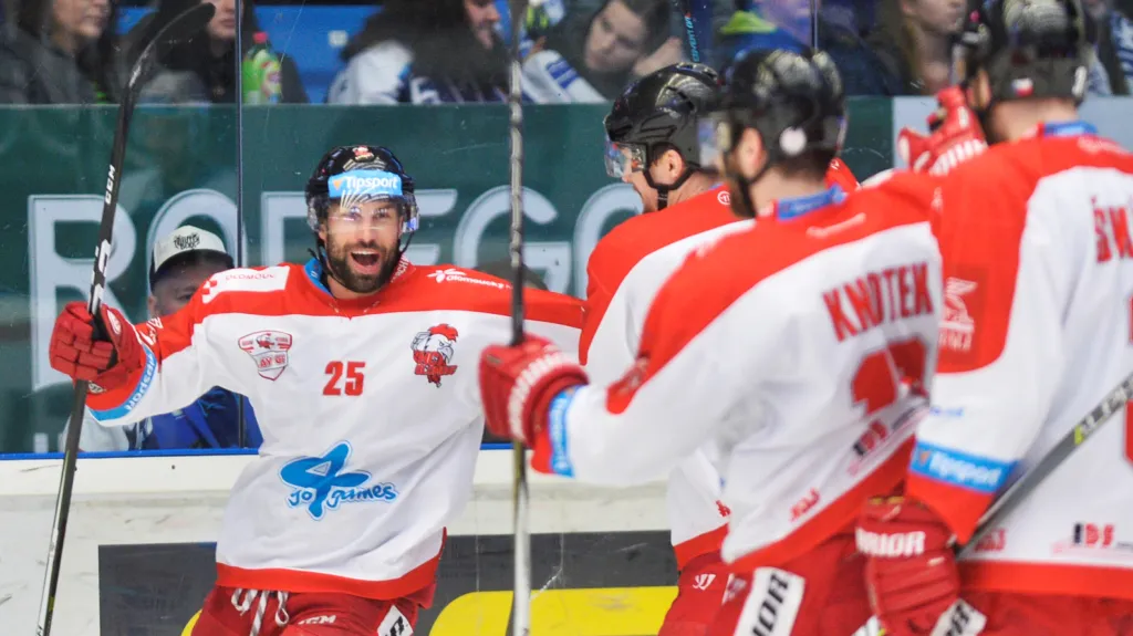 Radost Zbyňka Irgla ze vstřeleného gólu