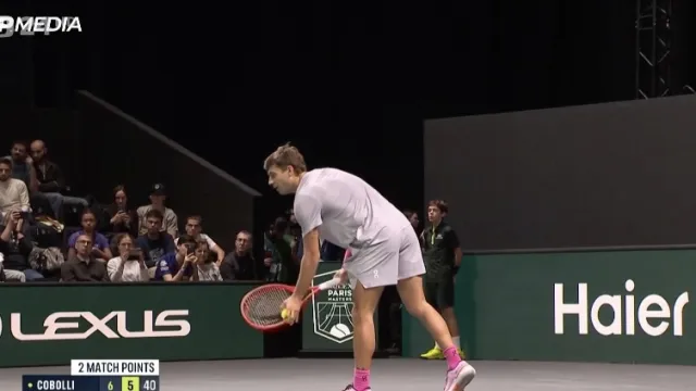 Macháč v Paříži dohrál v prvním kole