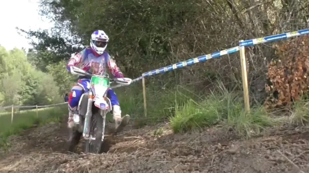 Čeští enduroví jezdci si v hodnocení Šestidenní polepšili