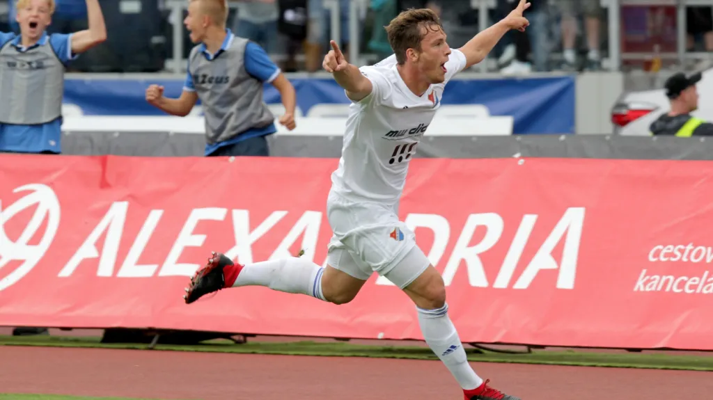 Útočník Baníku Ondřej Šašinka 