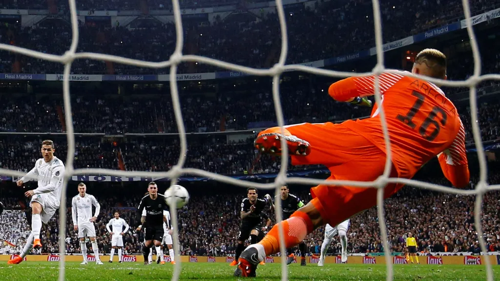 Real - PSG: Ronaldo vyrovnává na 1:1