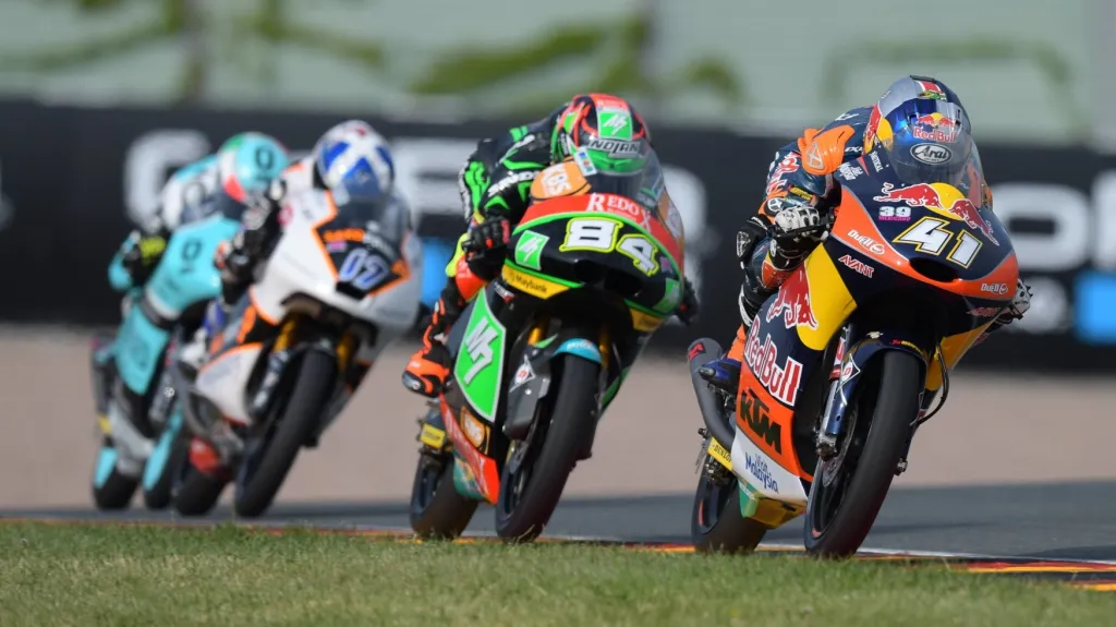 Jakub Kornfeil (motorka s číslem 84)