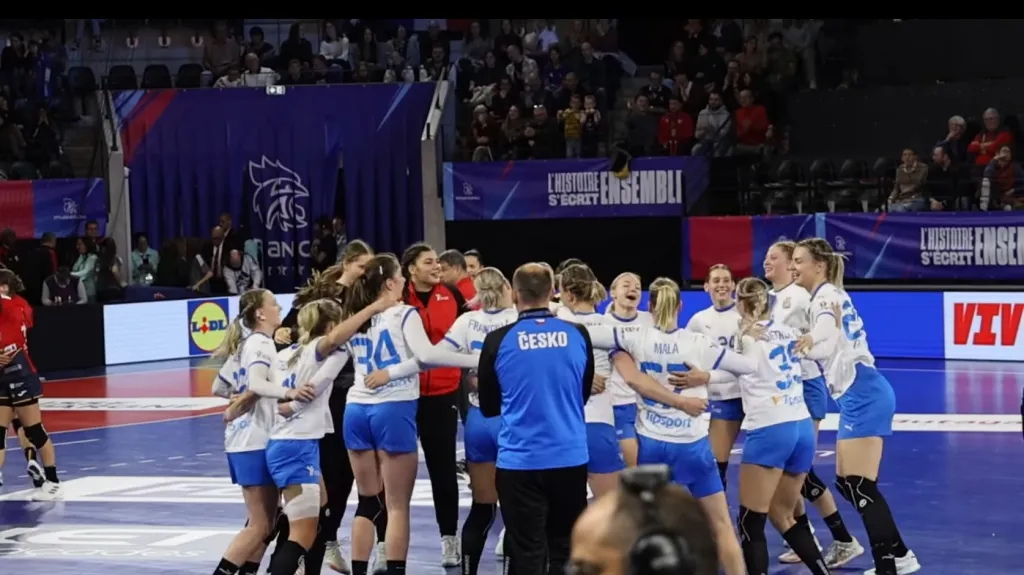 České házenkářky v přípravě proti Španělsku