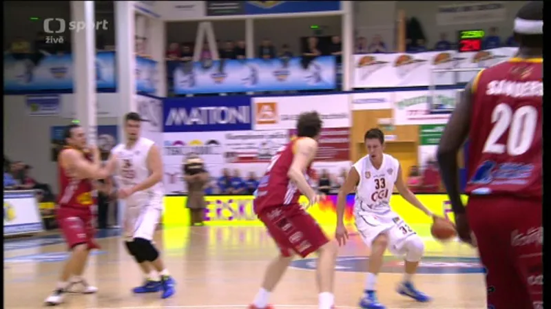 Sestřih basketbalového utkání Děčín - Pardubice