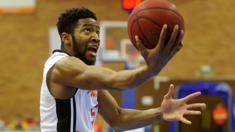 Nymburk zvýšil vedení v semifinálové sérii NBL na 2:0