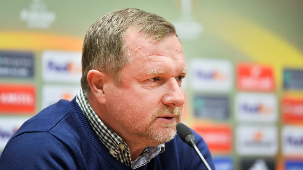 Pavel Vrba na tiskové konferenci