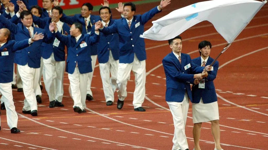 Společný nástup korejských reprezentací na Asijských hrách v Pusanu 2002