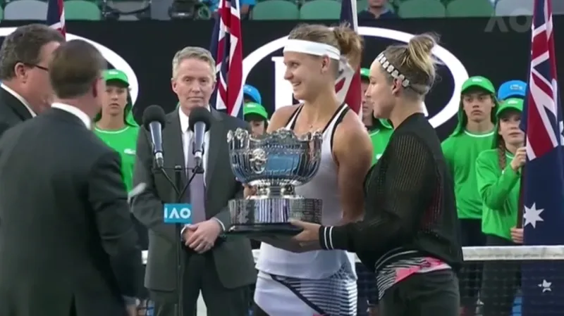 Šafářová s Mattekovou-Sandsovou slaví triumf v Australian Open