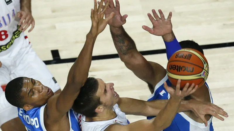 Sestřih utkání basketbalového MS Srbsko - Řecko