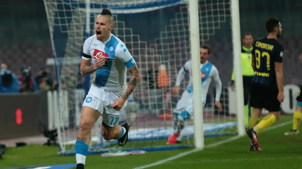 Marek Hamšík se raduje z gólu do sítě Interu Milán