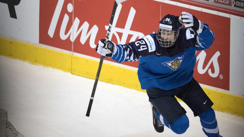 Kaapo Kakko slaví vítězný gól finále MS dvacítek