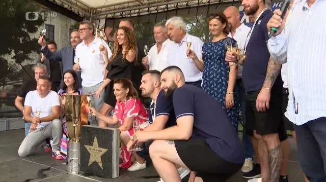 Kometa má svou hvězdu na chodníku sportovní slávy