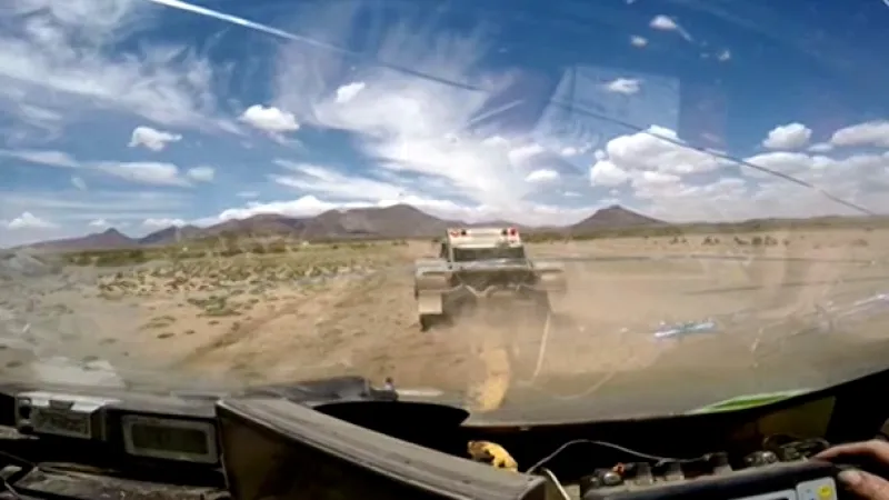 Jak si vedou piloti aut po první polovině Dakaru