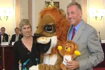 Předání maskota lyžařského MS v Liberci