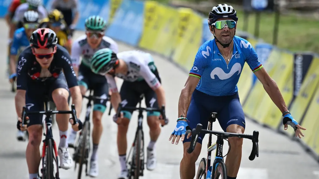 Valverde si dojíždí pro výhru v šesté etapě Dauphiné 