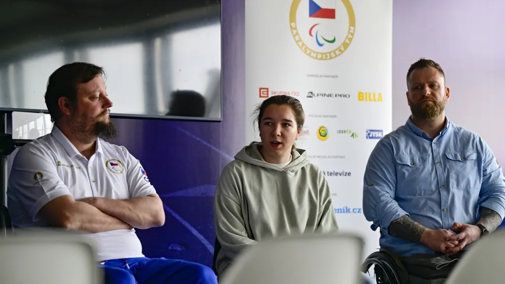 Paralympionici Jiří Suchánek, Simona Bubeníčková a Miroslav Novotný