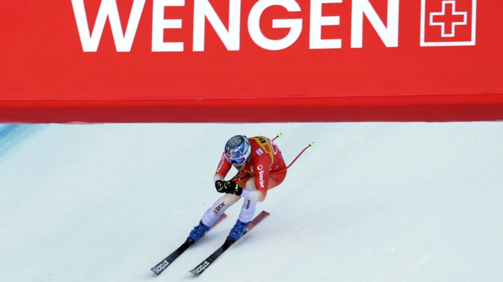 Marco Odermatt během sjezdu SP ve Wengenu