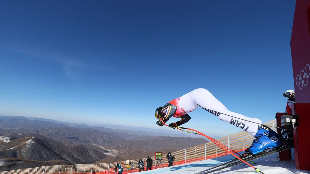 Lyžaři testují olympijskou sjezdovku