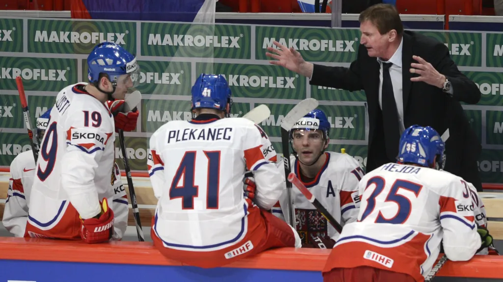 Alois Hadamczik na střídačce