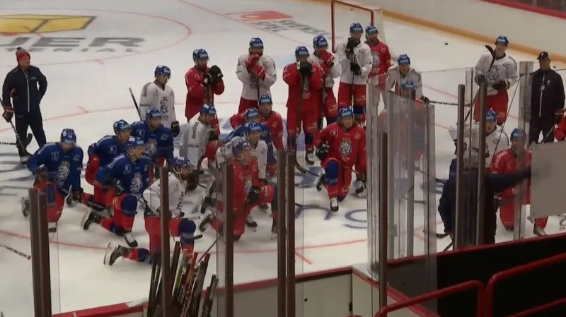 Češi si už zatrénovali ve Stockholmu, připravují se na Švédy