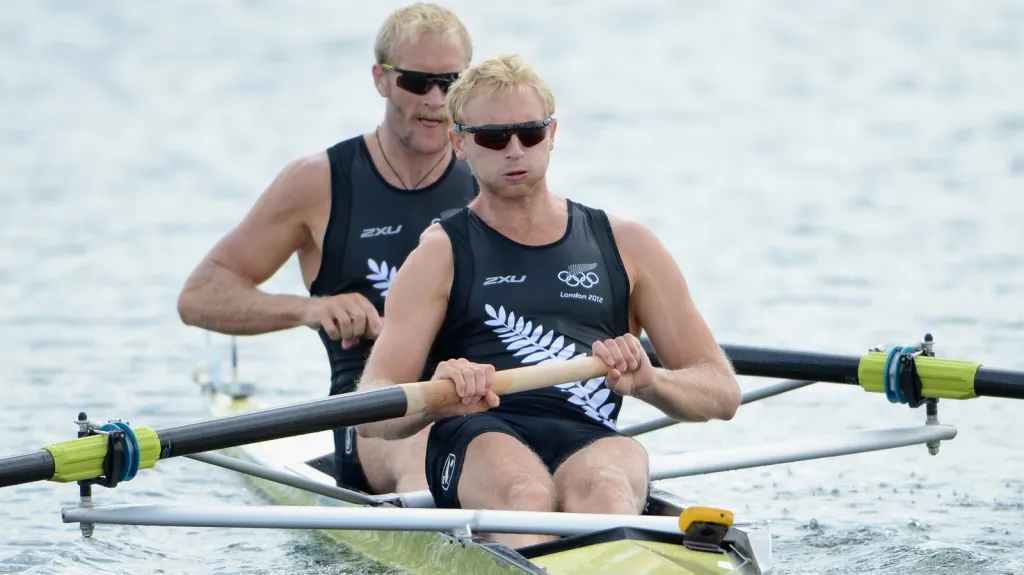 Veslaři Bond s Murraym